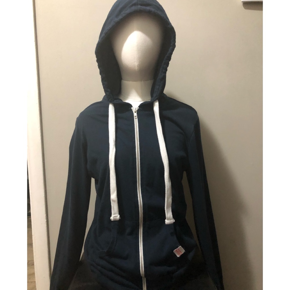 💙💙 Navy zip-up hoodie 💙💙